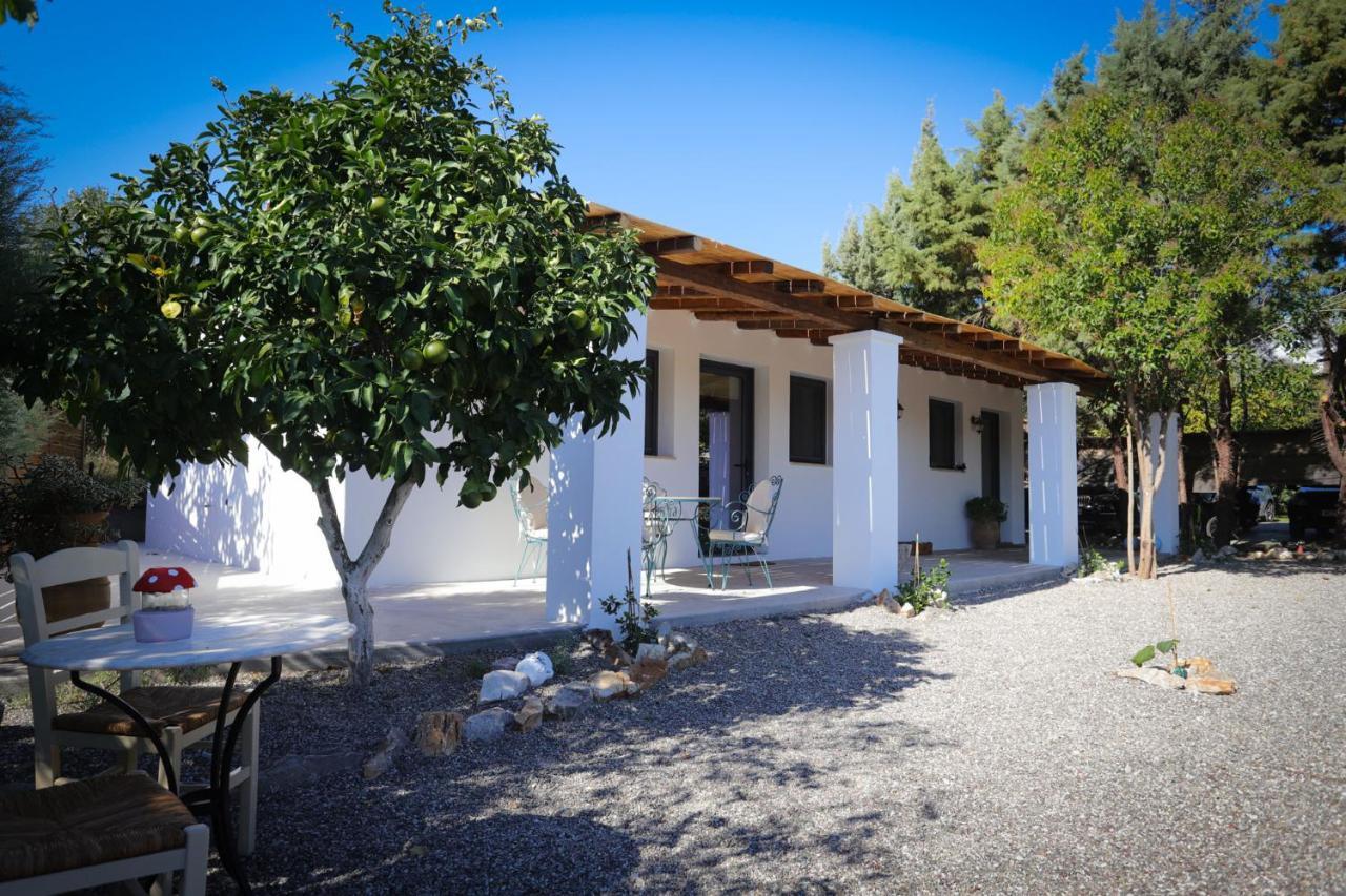 Lavender Farm House Nafpaktos Esterno foto